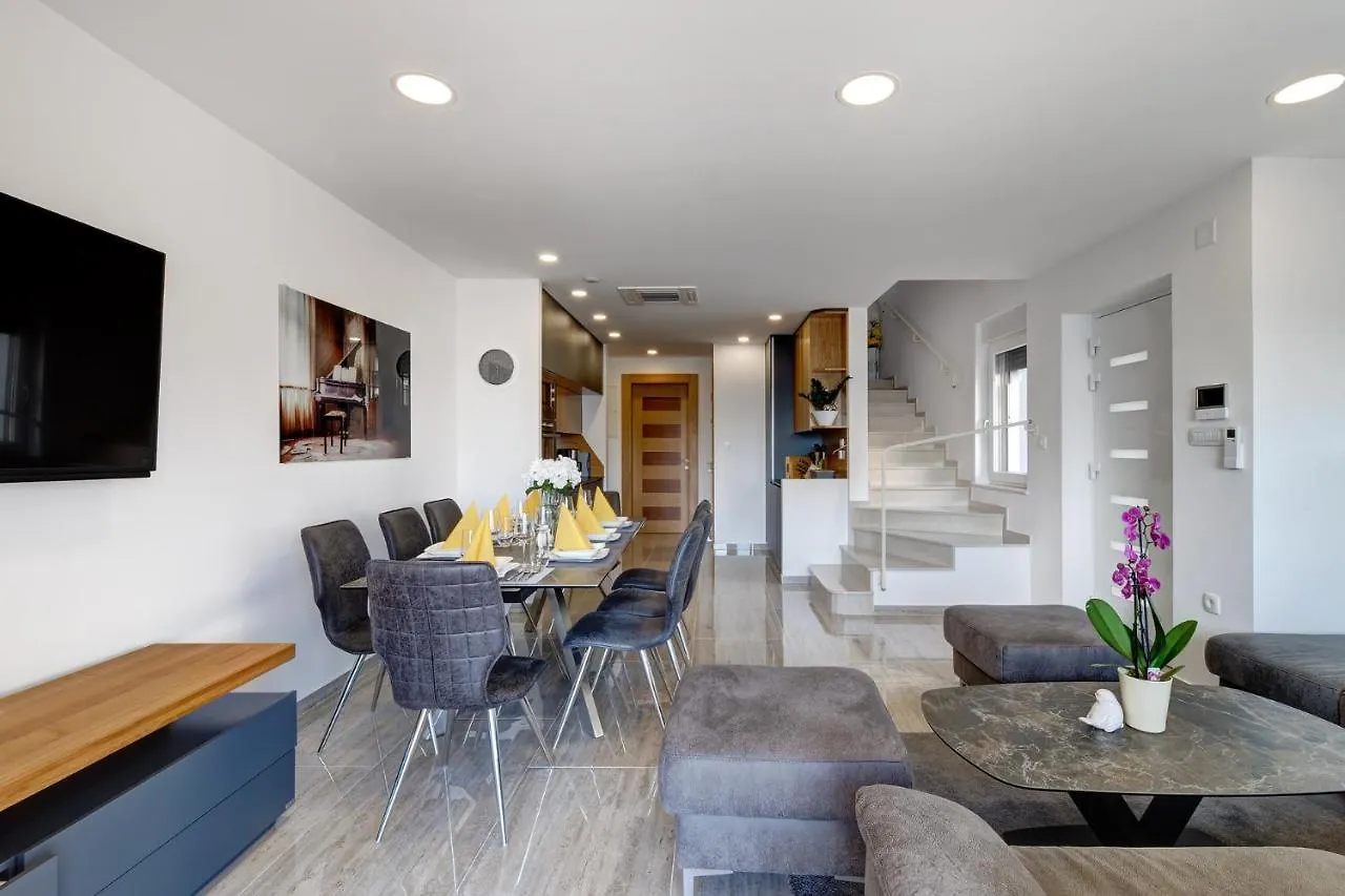 Villa Zara Dramalj Croatia